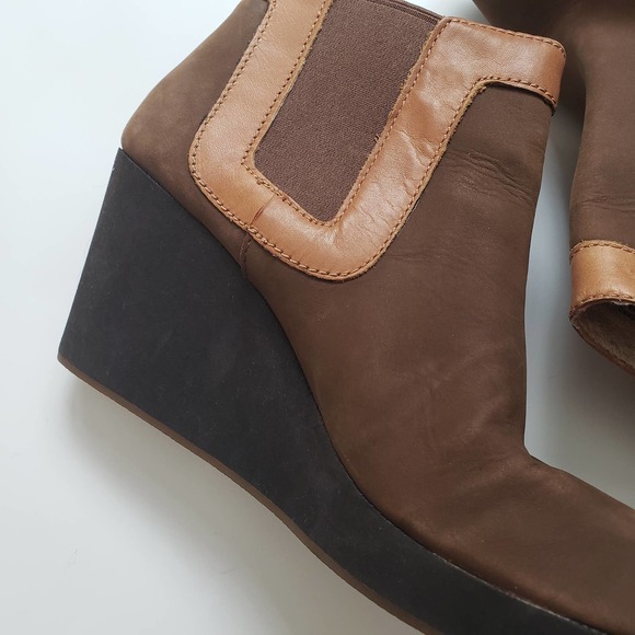 Tommy Bahama Leather Chunky Platform Wedge Booties Tan & Brown Size 9 - Picture 4 of 9